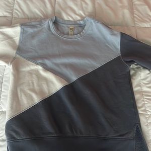 Green tea size small multi color sweatshirt